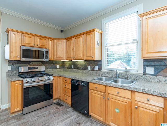 6515 OAK CREST COVE, Hoover, AL 35244