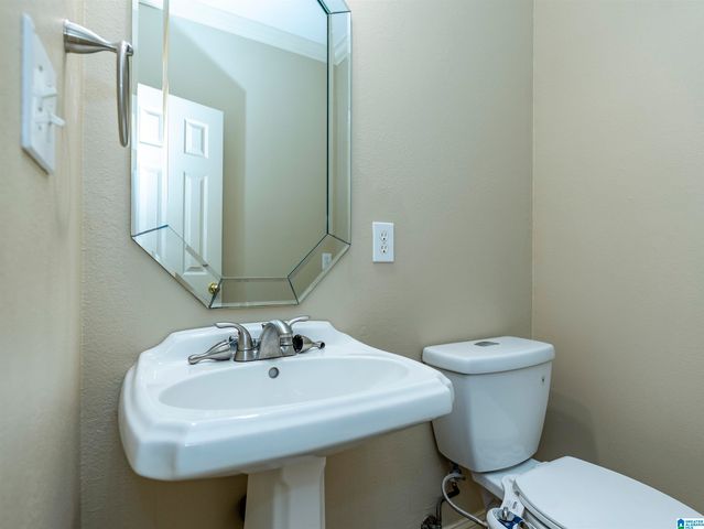6515 OAK CREST COVE, Hoover, AL 35244