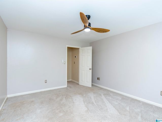 6515 OAK CREST COVE, Hoover, AL 35244