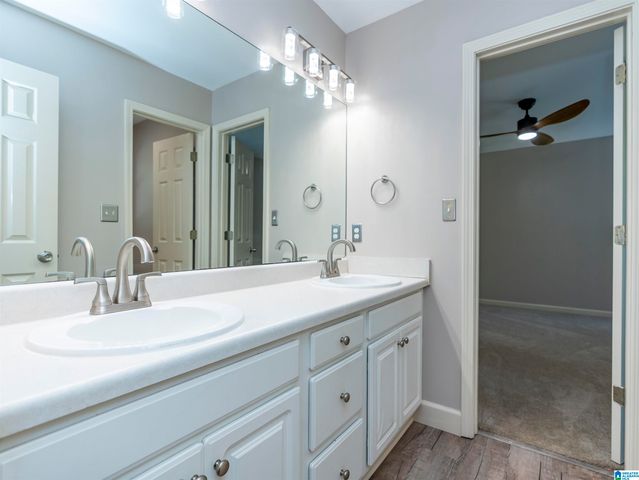6515 OAK CREST COVE, Hoover, AL 35244