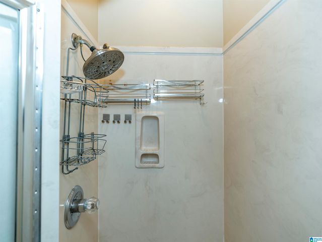 6515 OAK CREST COVE, Hoover, AL 35244