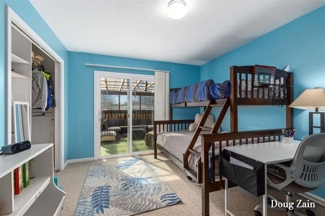 1860 Sandrel Drive, Grand Rapids, MI 49505