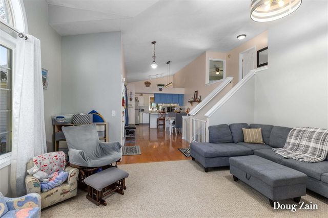 1860 Sandrel Drive, Grand Rapids, MI 49505