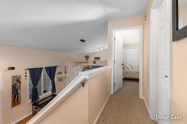 1860 Sandrel Drive, Grand Rapids, MI 49505