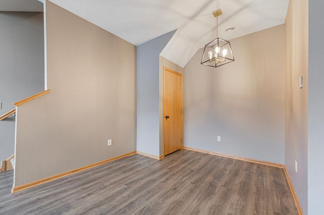 1867 Bridgewater Boulevard S, Cambridge, MN 55008