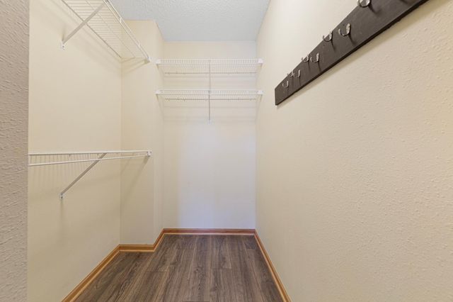 1867 Bridgewater Boulevard S, Cambridge, MN 55008