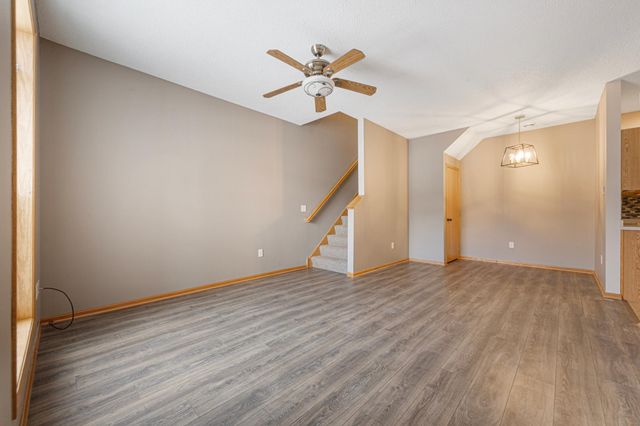 1867 Bridgewater Boulevard S, Cambridge, MN 55008