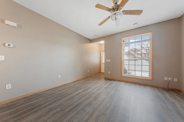 1867 Bridgewater Boulevard S, Cambridge, MN 55008