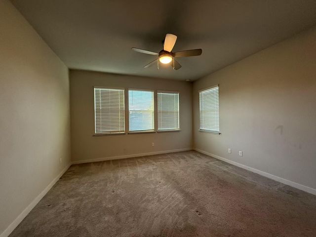 605 W South ST 31, Leander, TX 78641