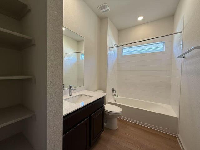 605 W South ST 31, Leander, TX 78641