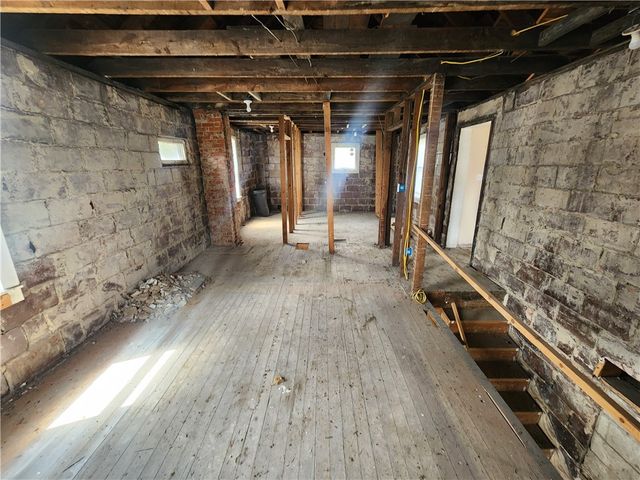 2667 Puckety Dr, Export, PA 15632