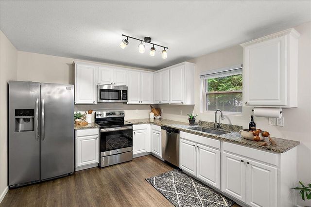 14455 Manor Road, Grand Haven, MI 49417