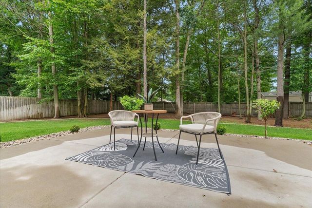 14455 Manor Road, Grand Haven, MI 49417