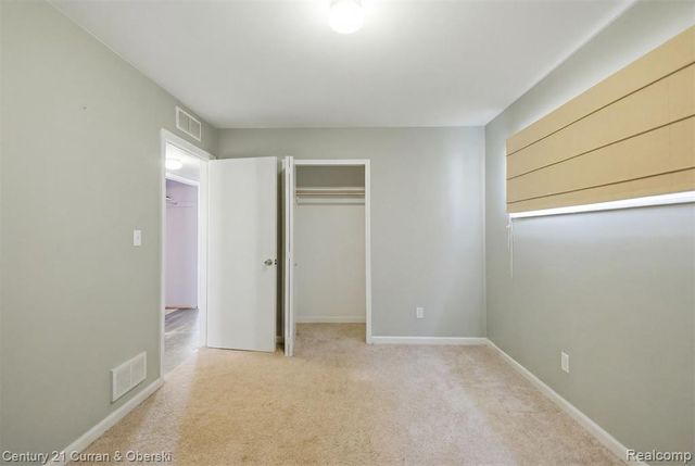 34834 Richard Street, Wayne, MI 48184