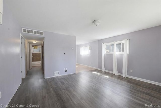 34834 Richard Street, Wayne, MI 48184