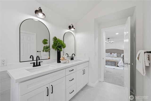 23345 NE 24th Place, Sammamish, WA 98074