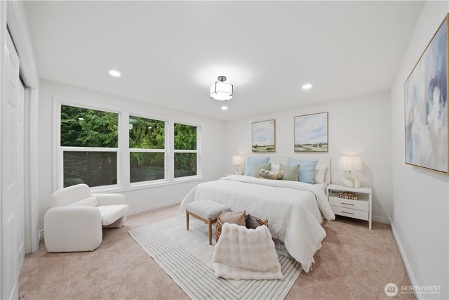 23345 NE 24th Place, Sammamish, WA 98074