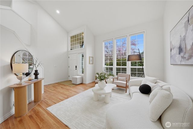 23345 NE 24th Place, Sammamish, WA 98074