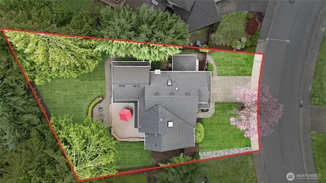 23345 NE 24th Place, Sammamish, WA 98074