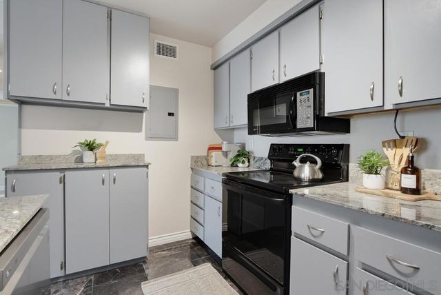 2636 Worden St Unit 107, San Diego, CA 92110