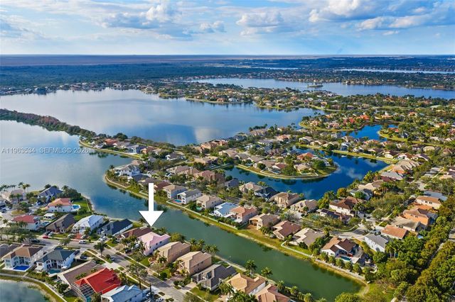 18563 SW 49th St, Miramar, FL 33029