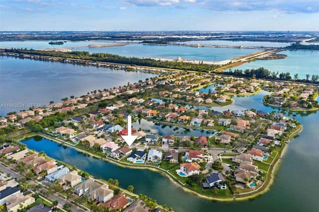 18563 SW 49th St, Miramar, FL 33029