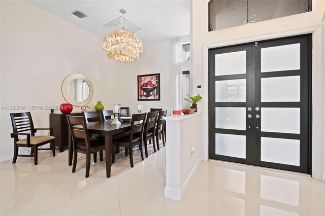 18563 SW 49th St, Miramar, FL 33029