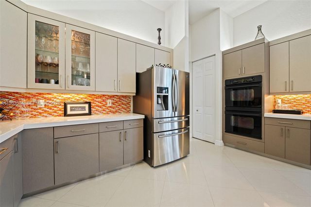 18563 SW 49th St, Miramar, FL 33029