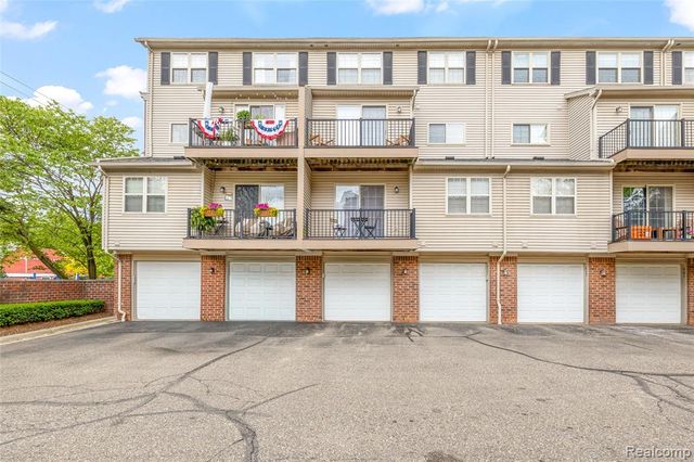 655 River Park Village Boulevard, Northville, MI 48167