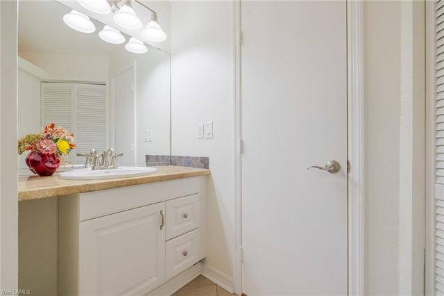 12561 Equestrian CIR 802, Fort Myers, FL 33907