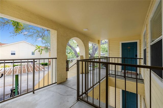 12561 Equestrian CIR 802, Fort Myers, FL 33907