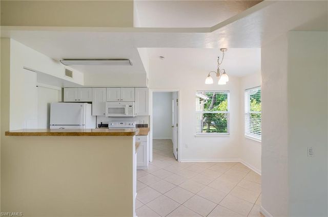 12561 Equestrian CIR 802, Fort Myers, FL 33907