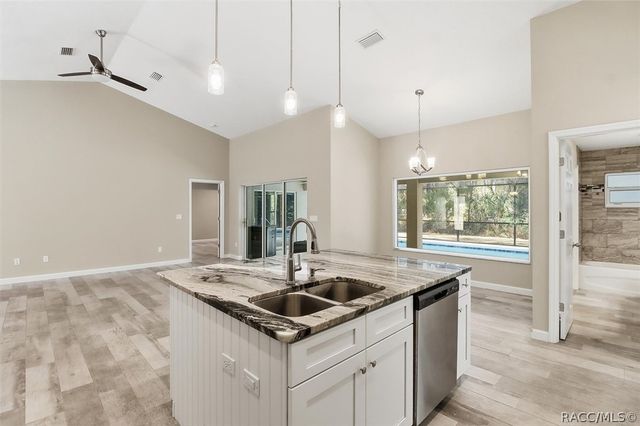 4225 N Indianriver Drive, Hernando, FL 34442