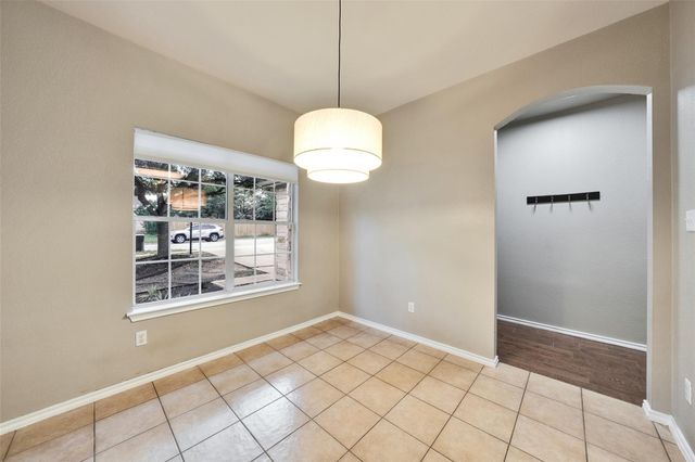 466 Dark Horse LN, Buda, TX 78610