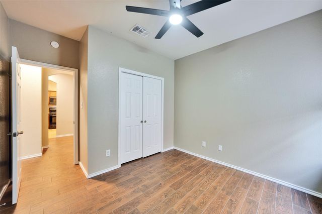 466 Dark Horse LN, Buda, TX 78610