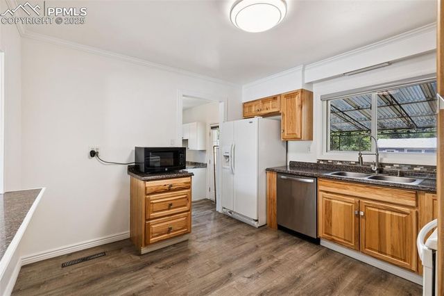 522 Ponderosa Drive, Colorado Springs, CO 80911