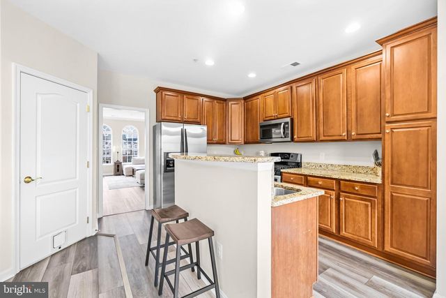 14492 VILLAGE HIGH ST, Gainesville, VA 20155