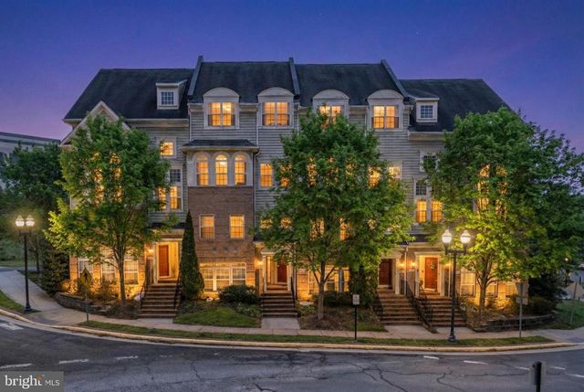 14492 VILLAGE HIGH ST, Gainesville, VA 20155