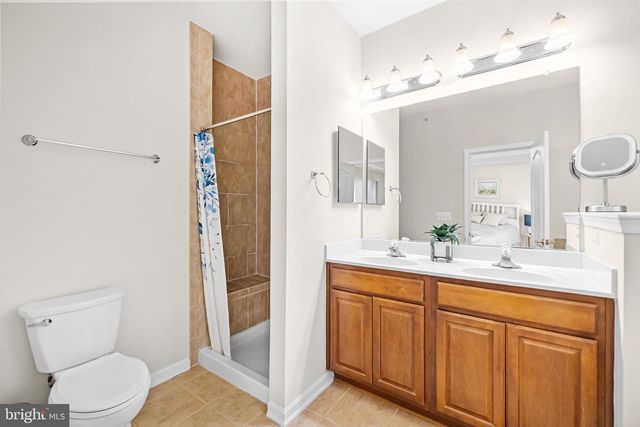 14492 VILLAGE HIGH ST, Gainesville, VA 20155