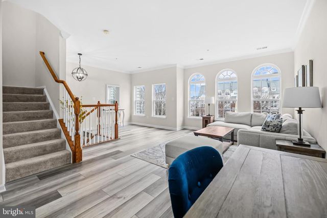 14492 VILLAGE HIGH ST, Gainesville, VA 20155