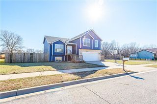 520 W 18th Street, Ottawa, KS 66067
