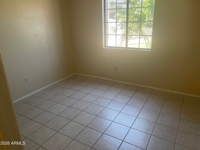 533 W GUADALUPE Road 1066, Mesa, AZ 85210