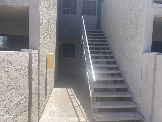 533 W GUADALUPE Road 1066, Mesa, AZ 85210