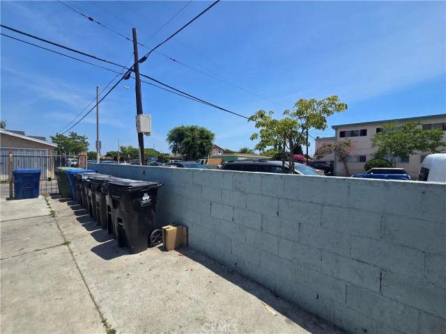 923 W G Street, Wilmington, CA 90744