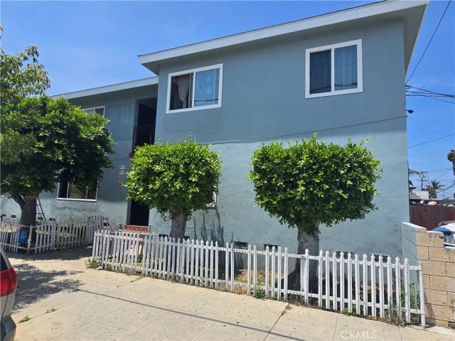 923 W G Street, Wilmington, CA 90744