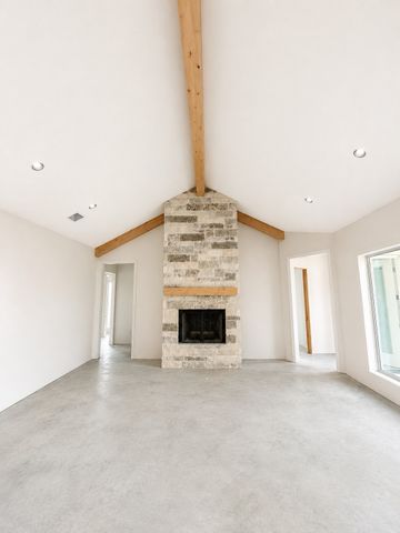 2073 Preserve Trail, Weatherford, TX 76087