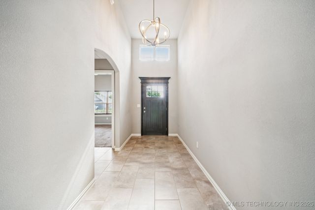 5410 Skylane Drive, Sand Springs, OK 74063