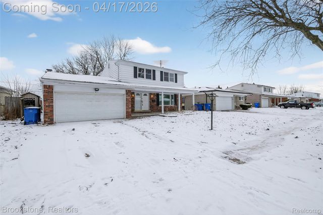 30310 Valenti Drive, Warren, MI 48088