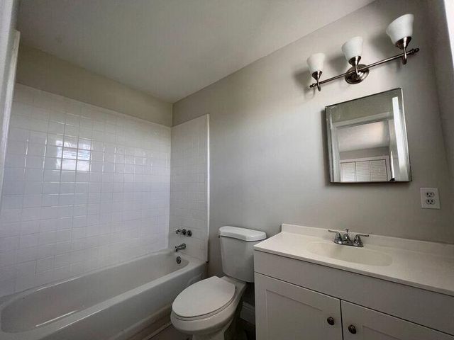 609 NE 6th Court H, Boynton Beach, FL 33435