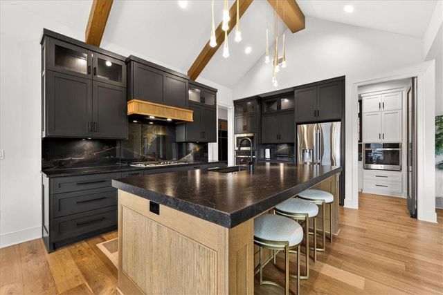 5818 N Lucerne Avenue, Kansas City, MO 64151